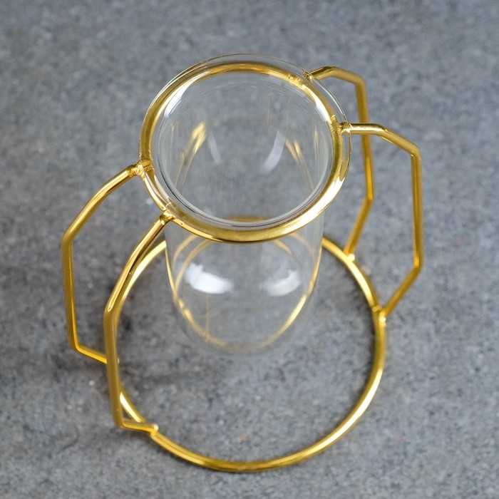 Кашпо на золотой подставке стеклянное, 10х15х5,5см Кашпо на золотой подставке стеклянное, 10х15х5,5см