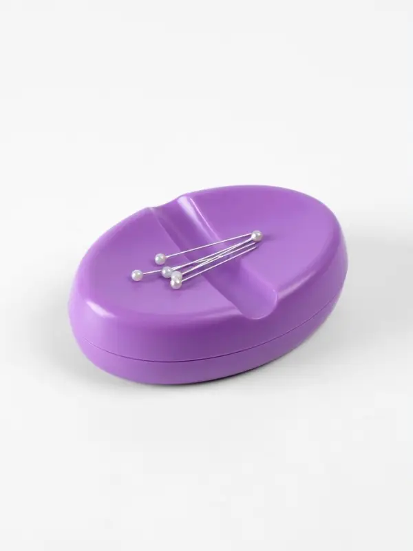 Игольница магнитная, 9.3&times;6.5 см, фиолетовая