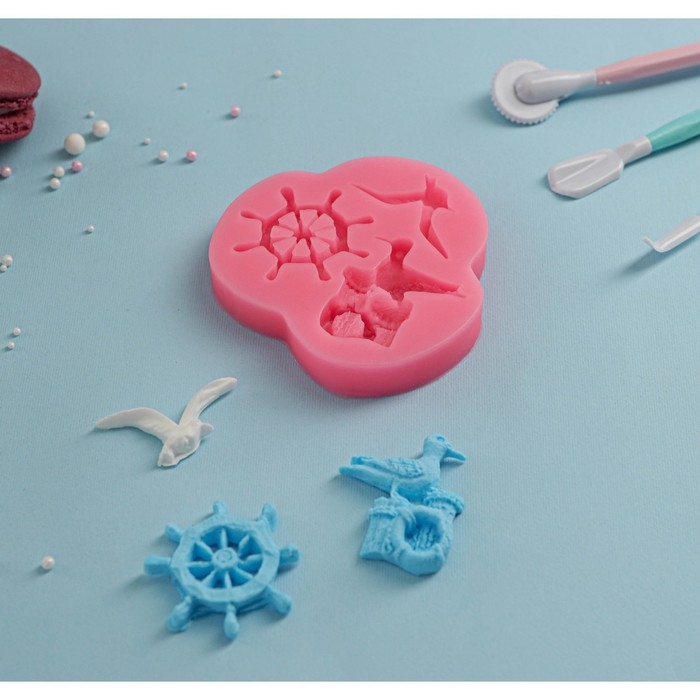 Молд для заливки «Морская чайка», силикон, 9,5×9×1,5 см, розовый Молд для заливки «Морская чайка», силикон, 9,5×9×1,5 см, розовый