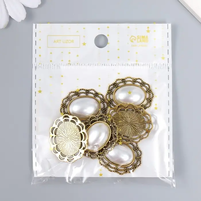 Декор для творчества металл  Декор для творчества металл "Медальон овал в золотой оправе" жемчужина 2,7х2,3х0,6 см