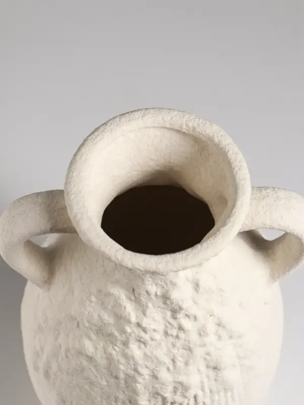 Ваза настольная керамика Ваза настольная керамика "Фонси" 20,5х10 см, белый