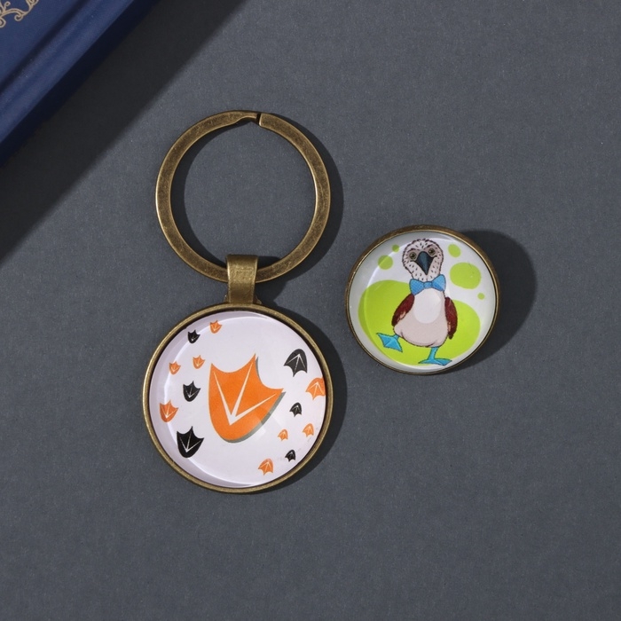 Набор брелок и значок  Набор брелок и значок "Олуша" 6х11 см