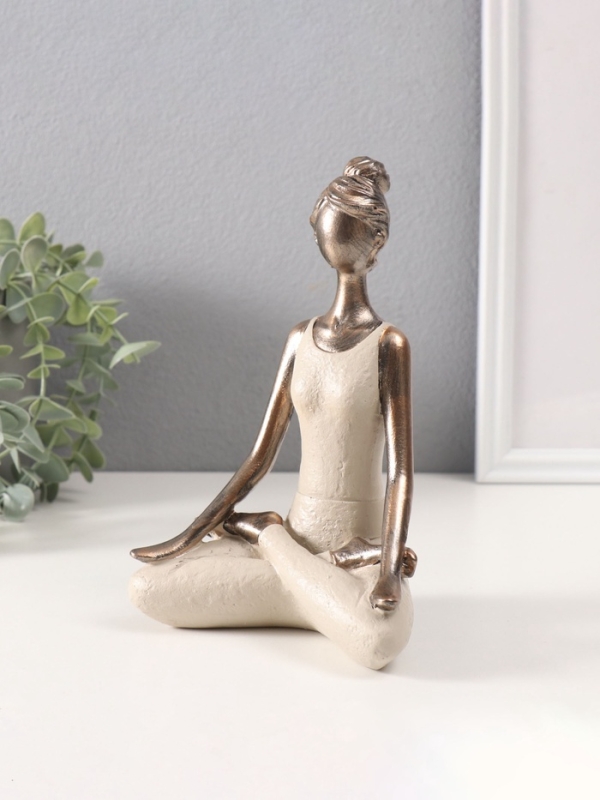 Сувенир полистоун  Сувенир полистоун "Девушка на йоге - дыхание" под бронзу 8х13х19 см