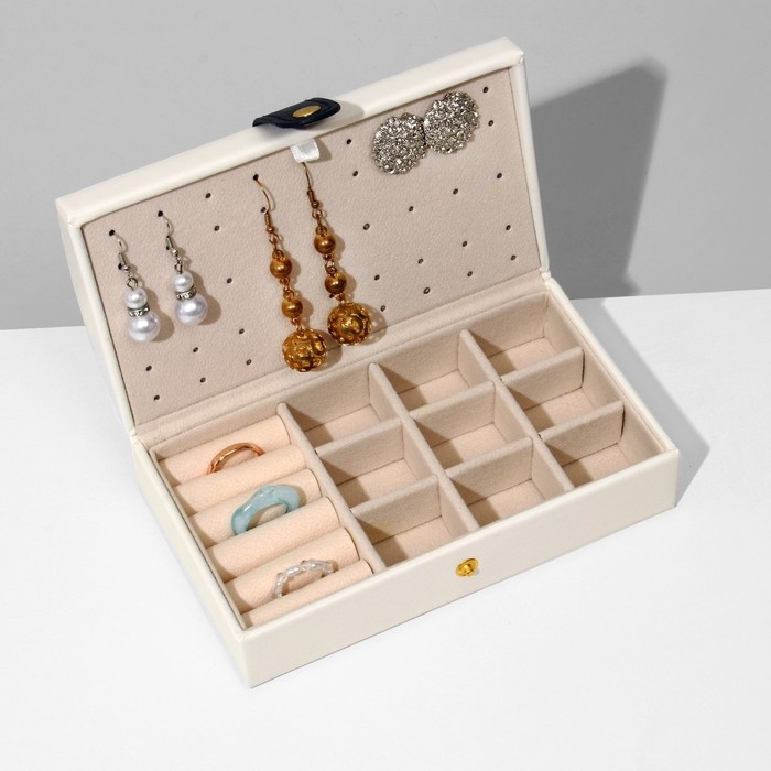 Подставка для украшений «Шкатулка» раздвижная, 17×9,5×6, цвет бежевый Подставка для украшений «Шкатулка» раздвижная, 17×9,5×6, цвет бежевый