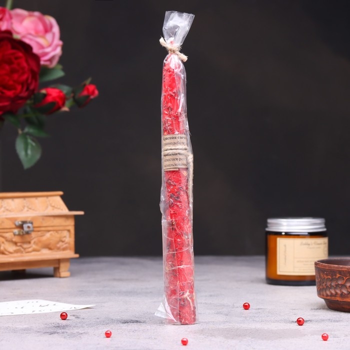 Свеча магическая  Свеча магическая "Любовная магия" с травой, красная, 20см