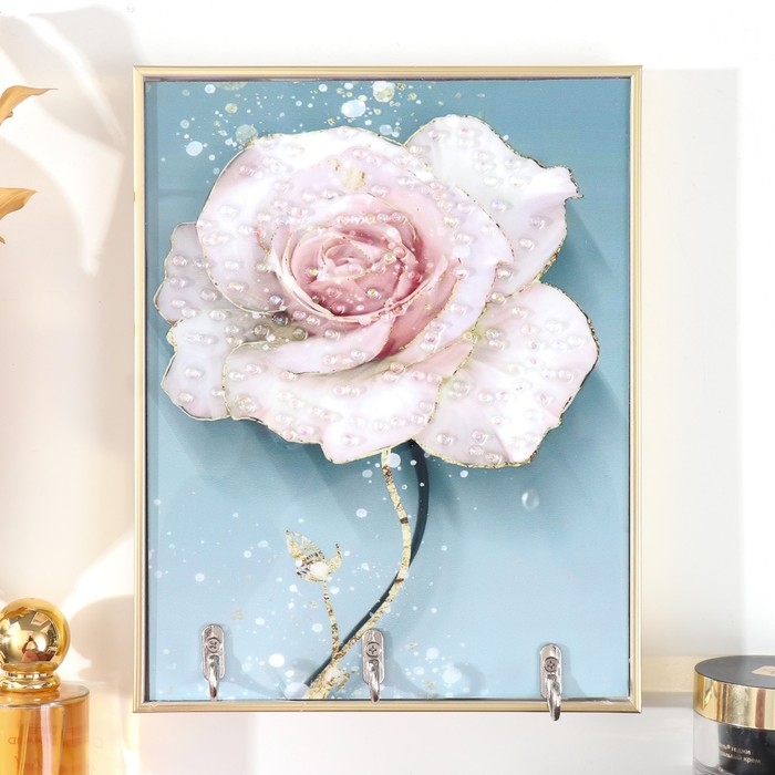 Ключница пластик, МДФ 3 крючка Ключница пластик, МДФ 3 крючка "Нежная роза" стразы, золото 18,5х1,8х23,5 см