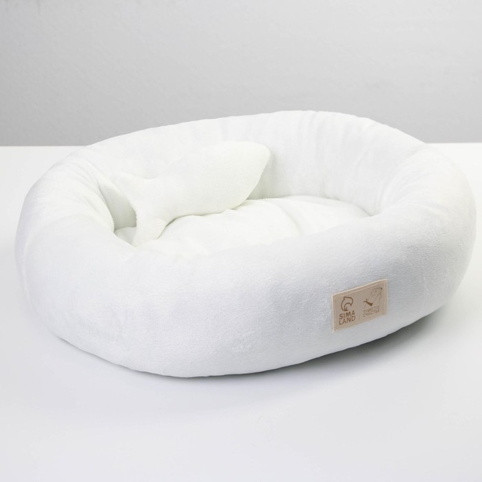 Лежанка с рыбкой, 45х35х11 см, молочная Лежанка с рыбкой, 45х35х11 см, молочная