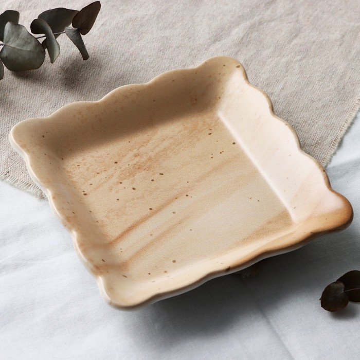 Тарелка глубокая керамическая «Самоцвет», 14 х 14 см, цвет бежевый Тарелка глубокая керамическая «Самоцвет», 14 х 14 см, цвет бежевый