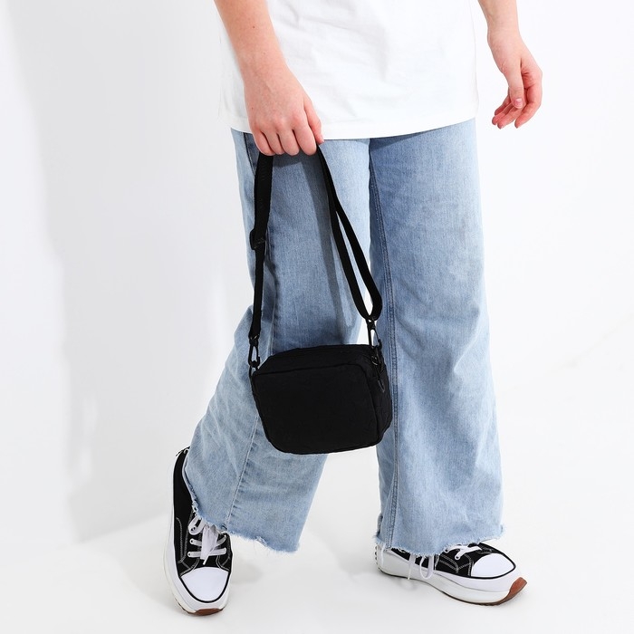 Сумка молодёжная на молнии, цвет чёрный Сумка молодёжная на молнии, цвет чёрный