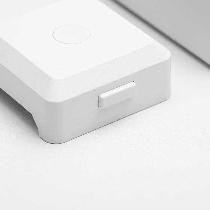 Драйвер для трековой системы Драйвер для трековой системы "SLIM-200" 200Вт 48V белый 8,8х8,8х4,1см