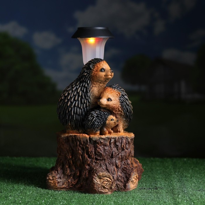 Садовый фонарь  Садовый фонарь "Три ежа на пне с фонарем" 34х26см
