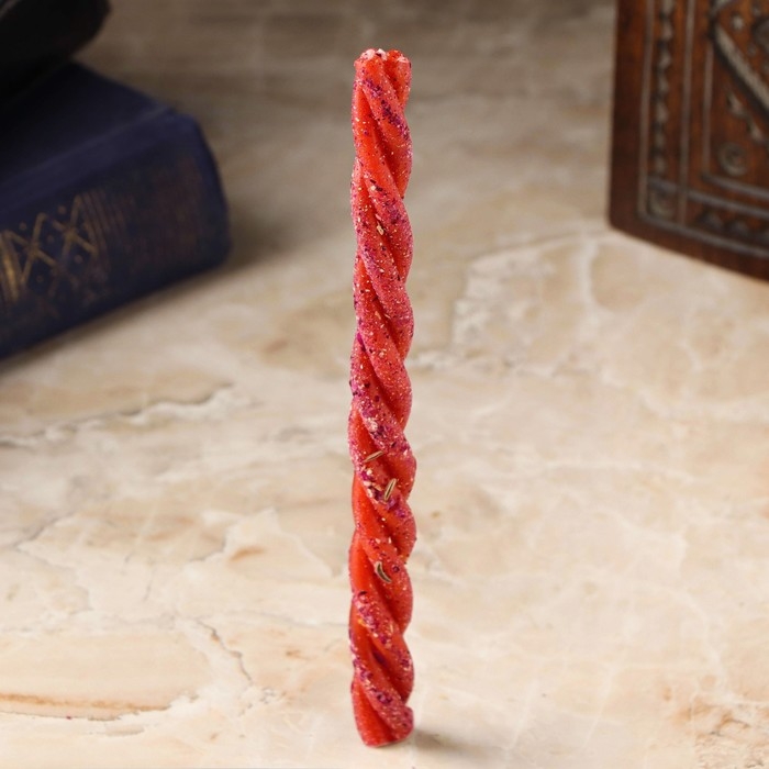 Свеча-скрутка  Свеча-скрутка "Влечение партнера" с розой, семенами укропа и пачули, 16х1,2 см, красный