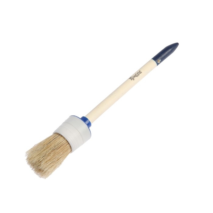 Кисть круглая ТУНДРА, натуральная щетина, деревянная рукоятка, № 6, 30 мм Кисть круглая ТУНДРА, натуральная щетина, деревянная рукоятка, № 6, 30 мм