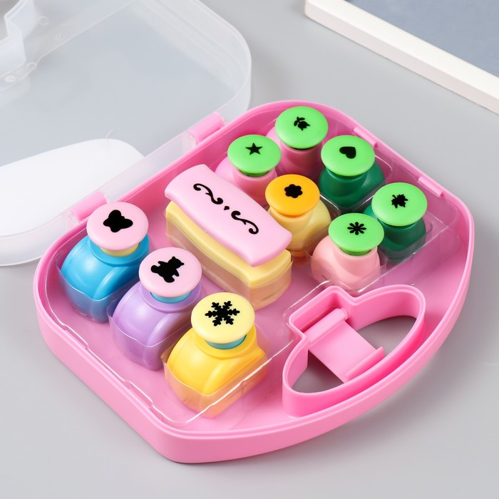 Набор фигурных дыроколов в сундучке для обработки края, 10 шт МИКС Набор фигурных дыроколов в сундучке для обработки края, 10 шт МИКС