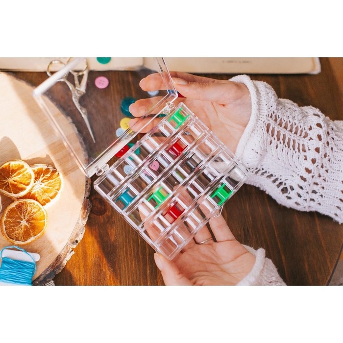 Органайзер для ниток, на 25 шпулек, 12,3 × 10 × 2,5 см, цвет прозрачный