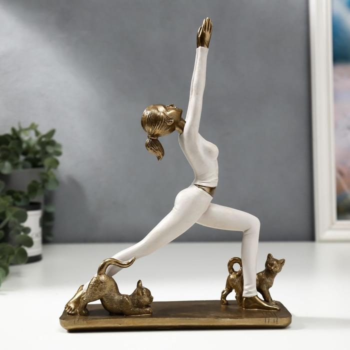 Сувенир полистоун  Сувенир полистоун "Девушка в позе воина, с кошками" розовый 25х18,7х6,4 см