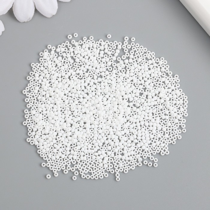 Бисер стекло 8/0  Бисер стекло 8/0 "Маршмеллоу. Глянец. Белоснежный" 10 гр