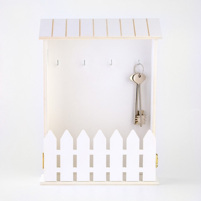 Ключница настенная «Белая», 22,5 х 30,5 х 5,7 см. Ключница настенная «Белая», 22,5 х 30,5 х 5,7 см.