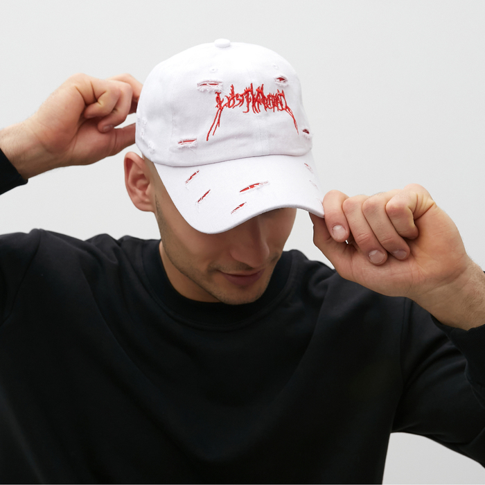 Бейсболка с порезами MINAKU цвет белый, р-р 58 Бейсболка с порезами MINAKU цвет белый, р-р 58