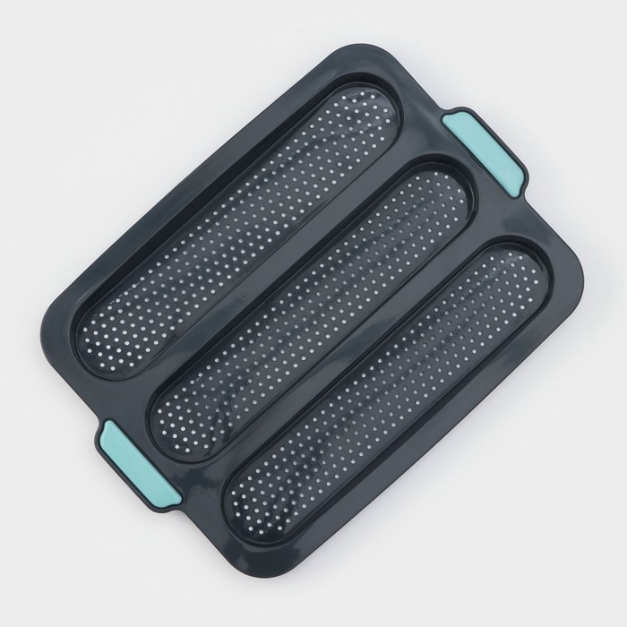 Форма для выпечки с перфорацией «Багет», силикон, 34,5×24×2,2 см, 3 ячейки (28×6×2 см), цвет серый Форма для выпечки с перфорацией «Багет», силикон, 34,5×24×2,2 см, 3 ячейки (28×6×2 см), цвет серый