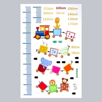 Наклейка пластик интерьерная цветная ростомер "Поезд со зверями" 60x90 см