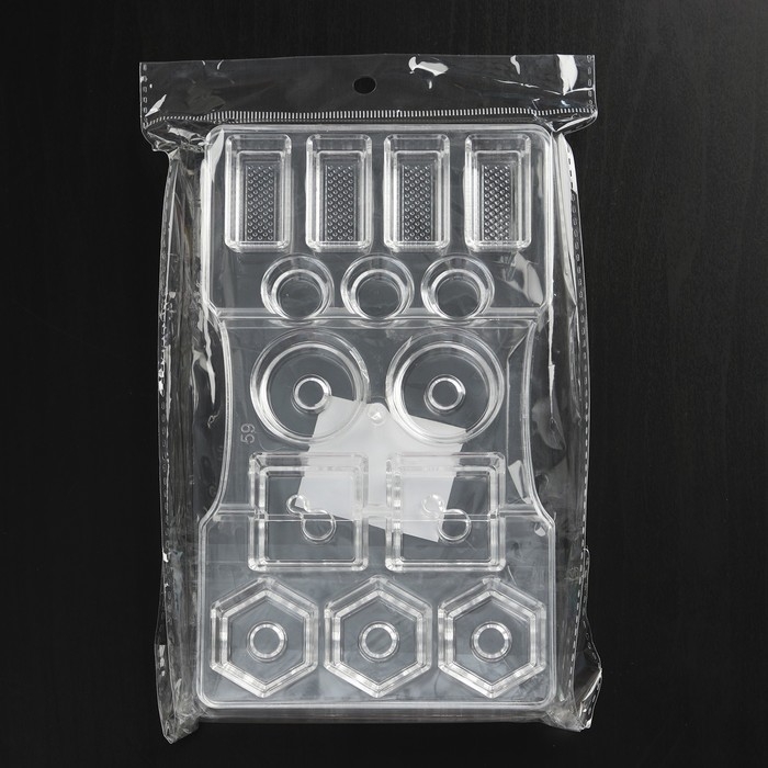 Форма для конфет и шоколада «Ассорти», 14 ячеек, 20×12×2,5 см, цвет прозрачный Форма для конфет и шоколада «Ассорти», 14 ячеек, 20×12×2,5 см, цвет прозрачный