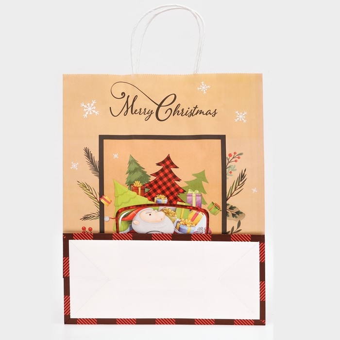 Новый год. Пакет бумажный подарочный новогодний крафт Новый год. Пакет бумажный подарочный новогодний крафт "Машина с подарками", 33 × 26 × 12 см.