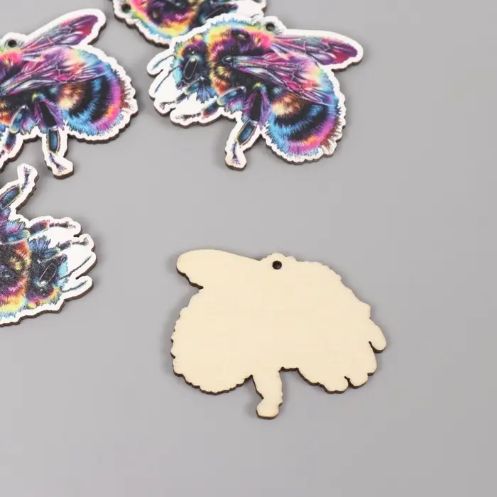 Декор для творчества дерево Декор для творчества дерево "Цветная пчела" 3,3х3,9х0,3 см