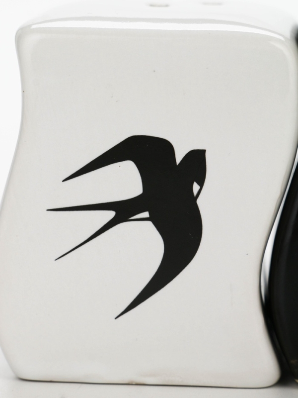 Набор для специй на подставке Дорого внимание «Ласточки», 2 шт