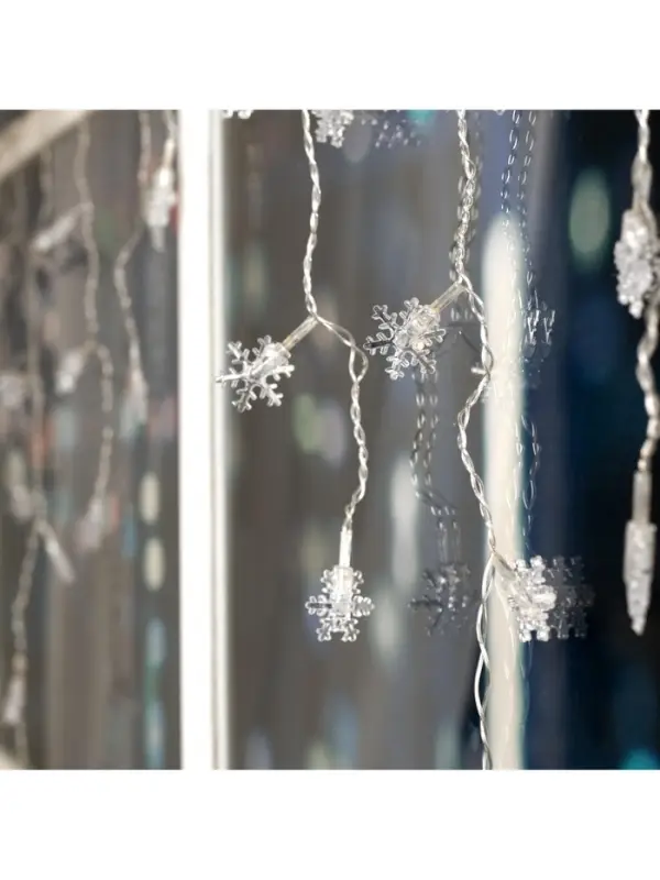 Гирлянда &laquo;Бахрома&raquo; 1.8&times;0.5 м с насадками &laquo;Снежинки&raquo;, IP20, прозрачная нить, 48 LED, свечение мульти (RG/RB), мигание, 220 В