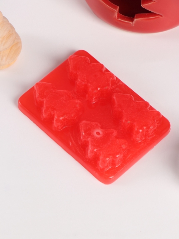 Набор: аромалампа для эфирных масел, мелтсы из воска ароматические «Ёлочка», красная, 7.5×7.5×8 см Набор: аромалампа для эфирных масел, мелтсы из воска ароматические «Ёлочка», красная, 7.5×7.5×8 см