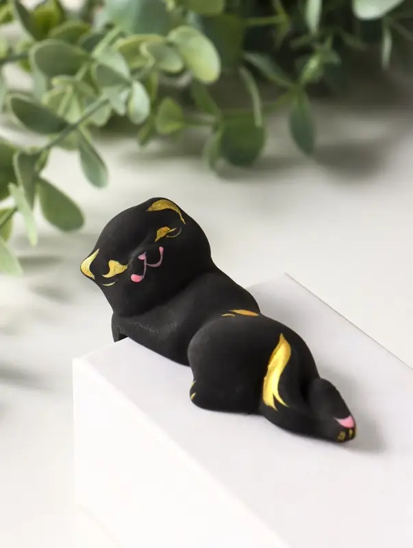Фигурка настольная &laquo;Котик висячий&raquo;, на полку, керамика, 9 см, чёрный