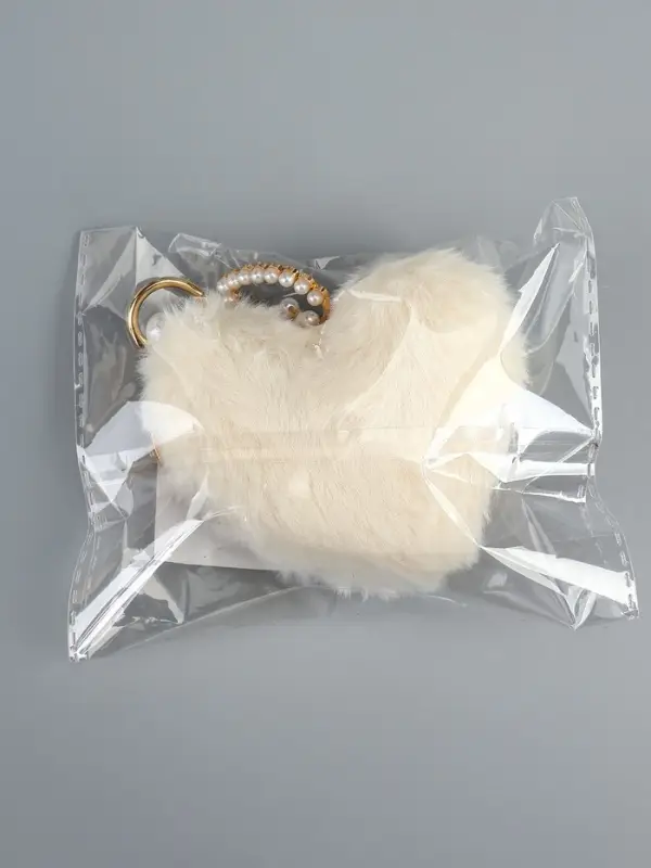 Пушистик на кольце "Сердце с жемчужной подвеской" белый 13х9 см