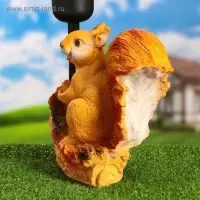 Садовая фигура - фонарь из полистоуна &laquo;Белка с орешком&raquo;, 24&times;16&times;24 см