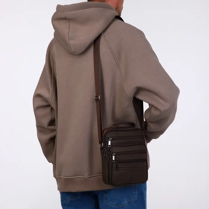Сумка кросс-боди мужская на молнии, 5 наружных карманов, с ручкой, длинный ремень, 19&times;8.5&times;25 см, коричневая
