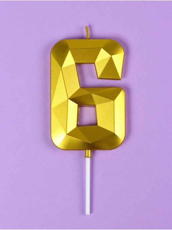 Свеча ГИГАНТ в торт на шпажке «Грань», цифра Свеча ГИГАНТ в торт на шпажке «Грань», цифра "6", золотая, 9 см