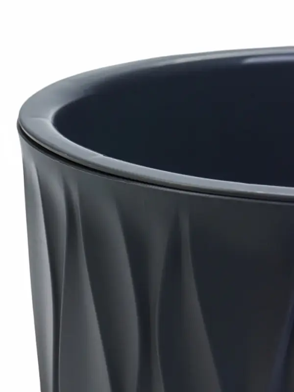 Кашпо со вставкой 2,3 л d15,7 см h15,2см  Кашпо со вставкой 2,3 л d15,7 см h15,2см "Desert" пластик серый