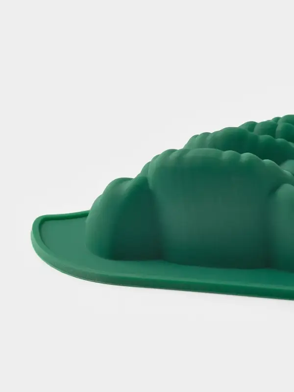 Форма для выпечки новогодняя Доляна &laquo;Ёлки&raquo;, силикон, 31.5&times;19&times;3 см, 5 ячеек (10&times;8.8&times;3 см), зелёная