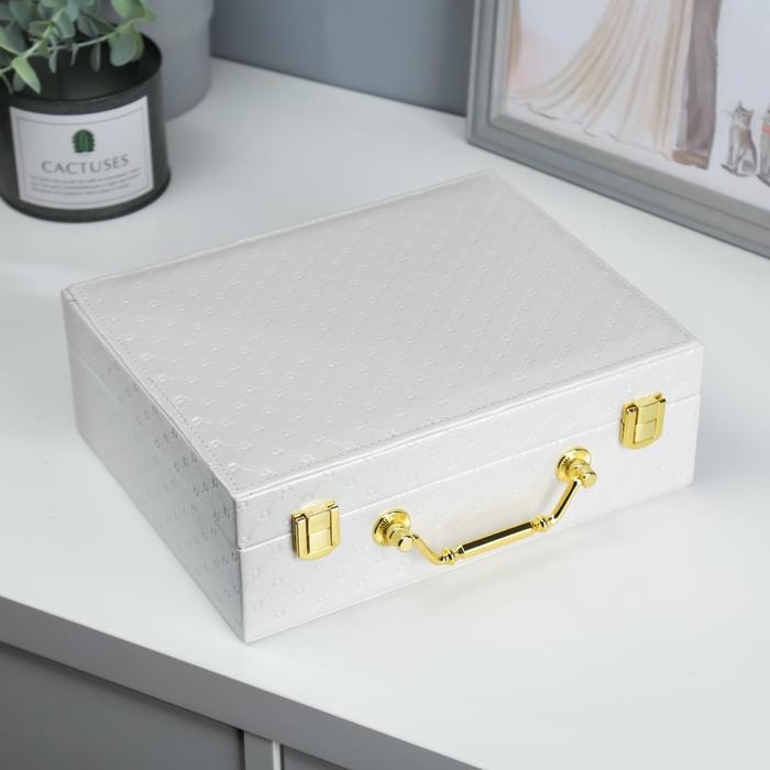 Шкатулка кожзам для украшений  Шкатулка кожзам для украшений "Стёганная" белоснежная 8,5х23,5х19 см