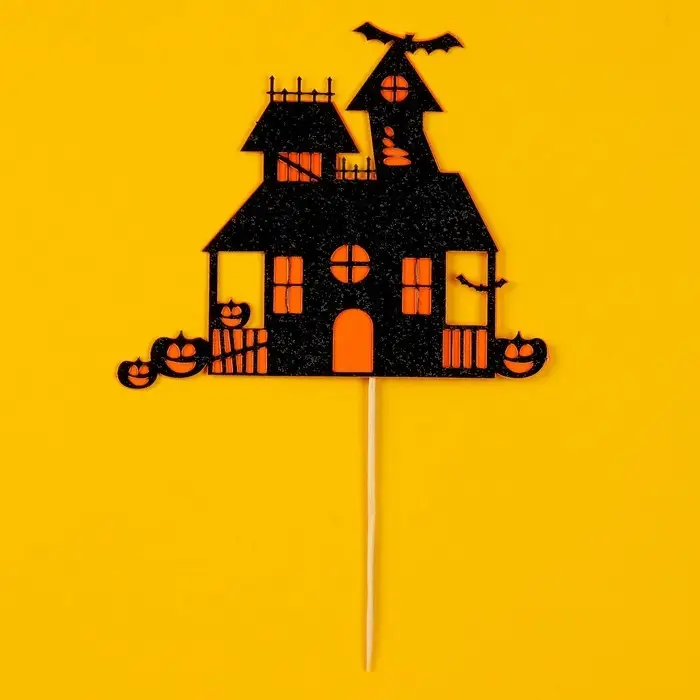 Топпер для торта &laquo;Чёрный замок&raquo;