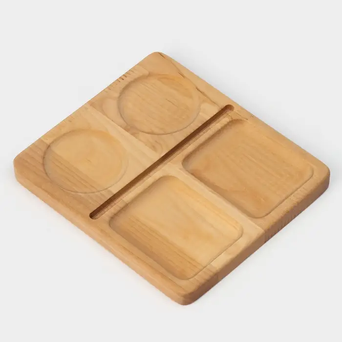 Менажница Adelica, 20&times;18&times;1.8 см, 4 ячейки, пропитано маслом, дерево берёза