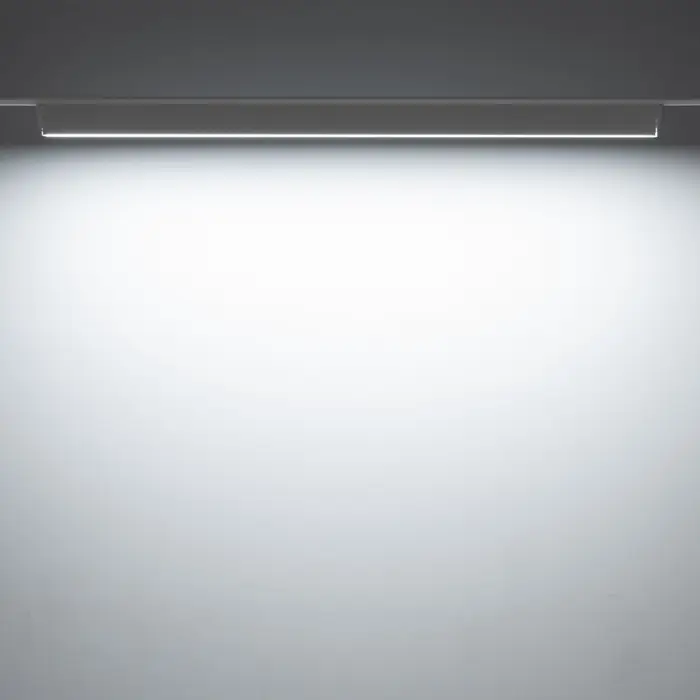 Светильник трековый BayerLux SLIM &laquo;Линия-66&raquo;, LED, 36 Вт, 3000K-6000К, 48 В, CRI90, 3.2&times;3.8&times;66.2 см, белый