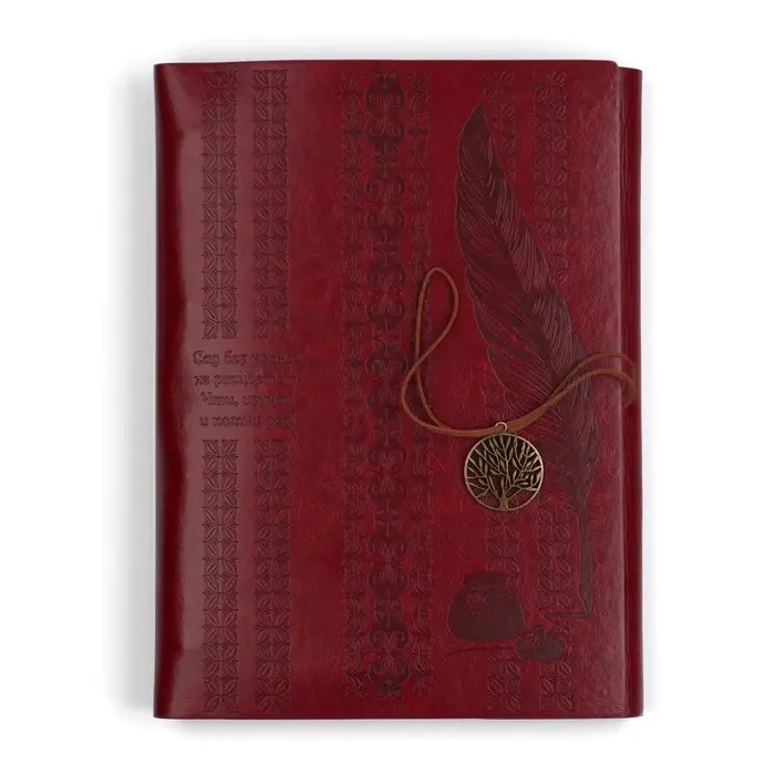 Родословная книга &laquo;Наш род&raquo;, 56 листов, бордо, 31&times;22 см