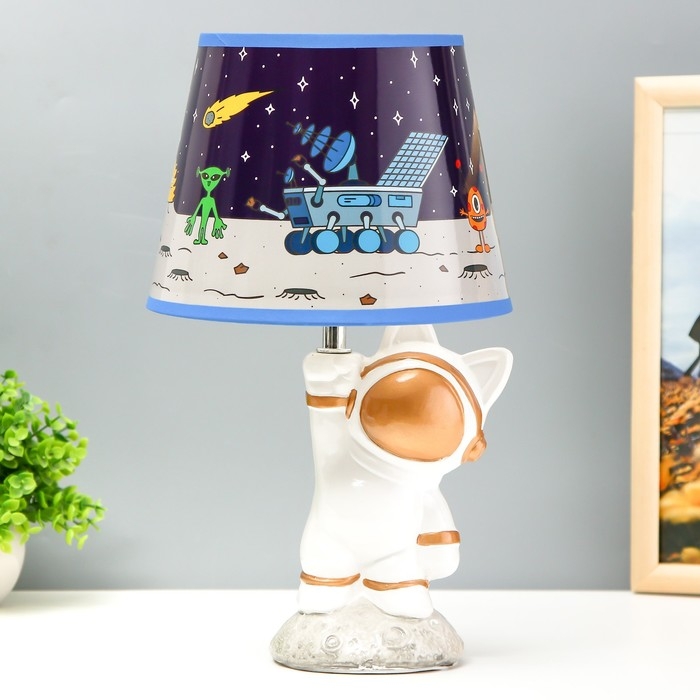 Настольная лампа  Настольная лампа "Космос " Е14 15Вт МИКС 20х20х35 см RISALUX