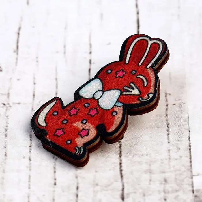 Деревянный значок «Заяц» Деревянный значок «Заяц»