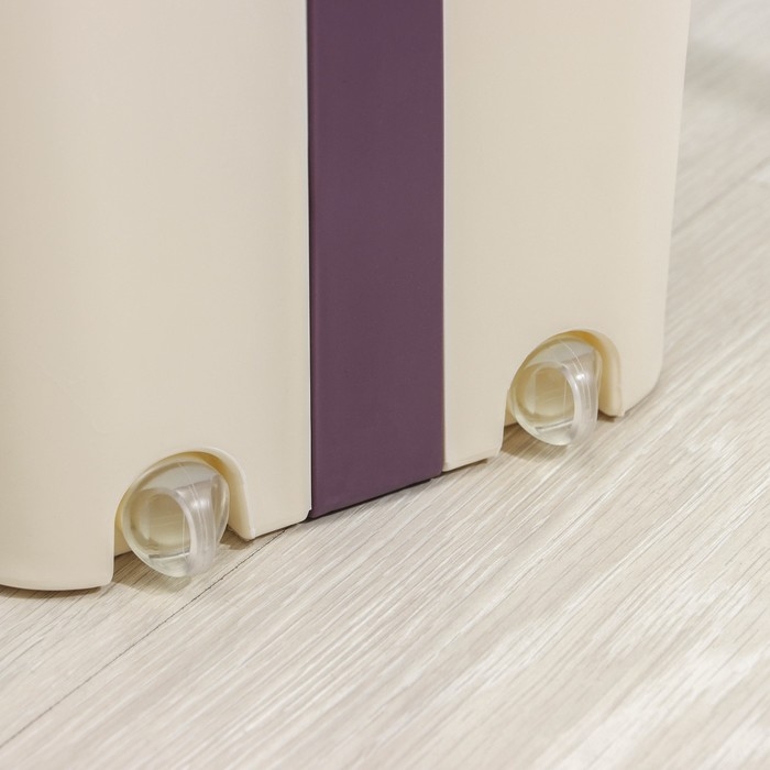 Швабра с отжимом и ведро: ведро с отсеками для полоскания и отжима 10 л, швабра плоская, запасная насадка из микрофибры Швабра с отжимом и ведро: ведро с отсеками для полоскания и отжима 10 л, швабра плоская, запасная насадка из микрофибры