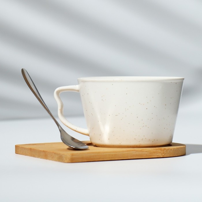 Кружка керамическая с ложкой на подставке Дорого внимание «Уютной зимы», 230 мл