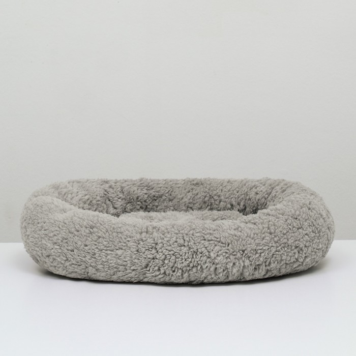 Лежанка для собак и кошек  Лежанка для собак и кошек "Уют", мягкий мех, 50 х 42 х 11 см, серая
