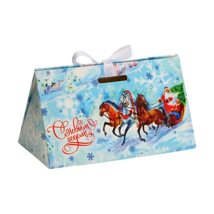 Бонбоньерка, новогодняя подарочная упаковка «Тройка», 10×5.5×5 см