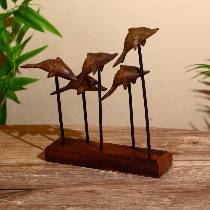 Сувенир Сувенир "Дельфины" на подставке, албезия 25х5х29 см